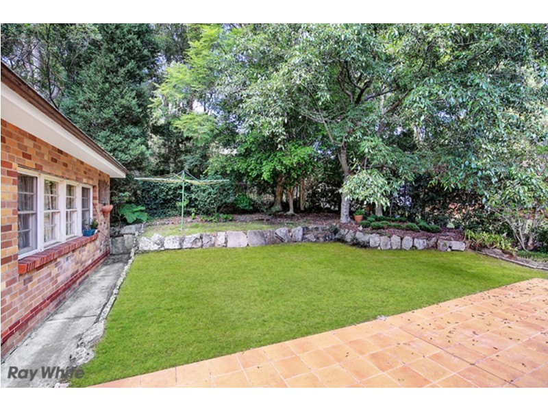 10 Pentecost Avenue, St Ives NSW 2075