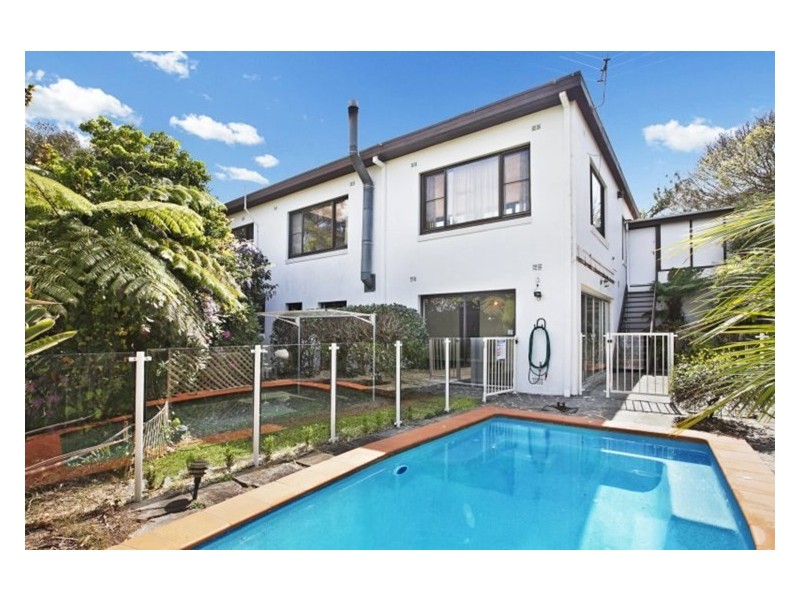 25 Hunter Ave, St Ives NSW 2075