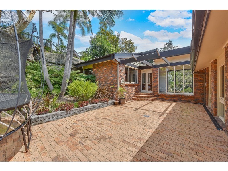 8 Otaki Place, St Ives NSW 2075