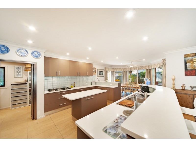 4 Eastern Arterial Road, St Ives NSW 2075