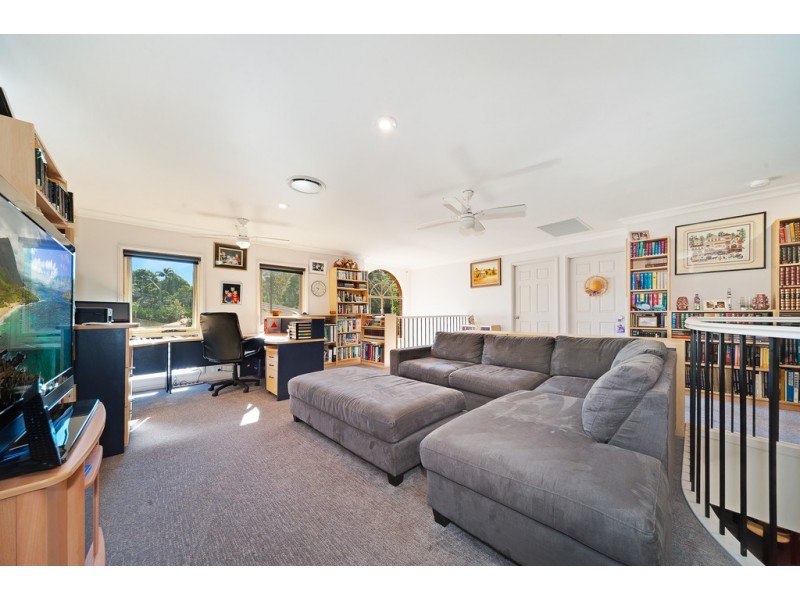 4 Eastern Arterial Road, St Ives NSW 2075