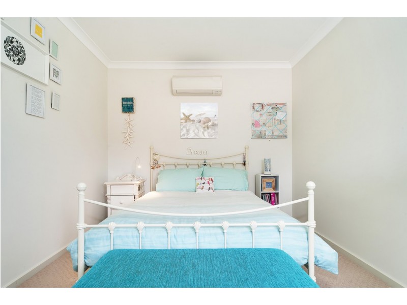 8/6 Shinfield Avenue, St Ives NSW 2075