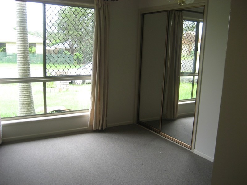 6 Belford St, Boronia Heights QLD 4124