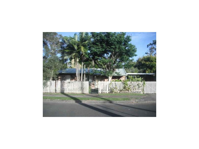 2 Campden St, Browns Plains QLD 4118