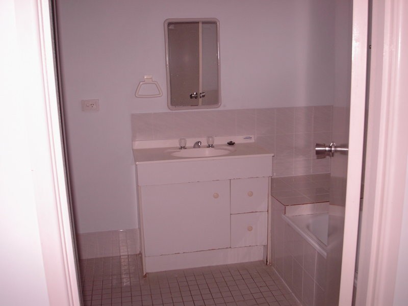 6 Bron Crt, Loganlea QLD 4131