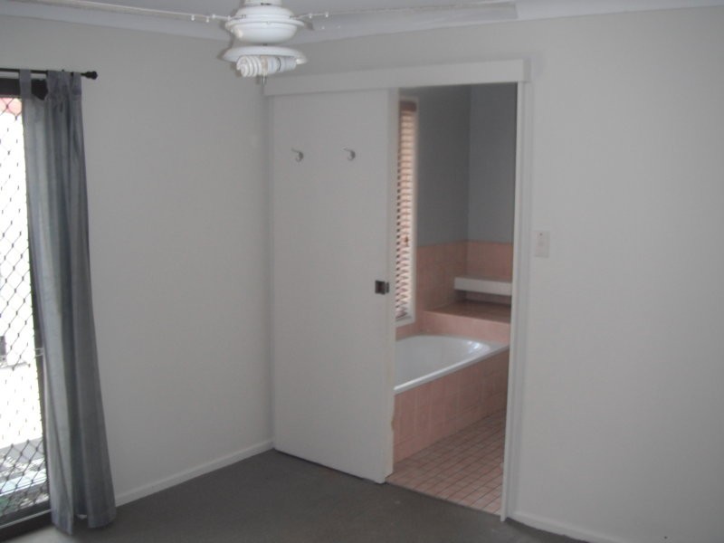 7 Dampier Crt, Boronia Heights QLD 4124