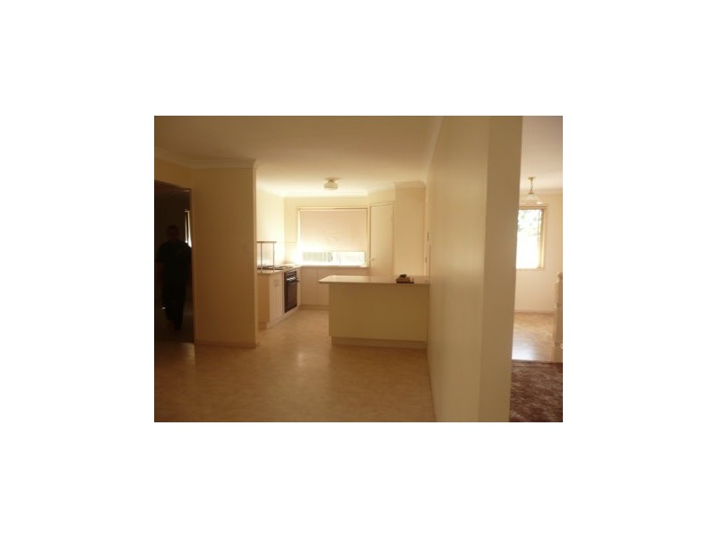 Regents Park QLD 4118