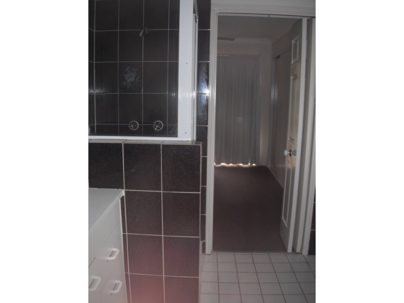 42 Furzer St, Browns Plains QLD 4118