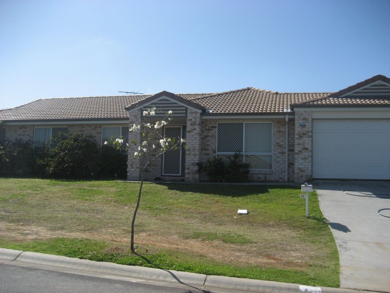 13 Sunrise Cres, Regents Park QLD 4118
