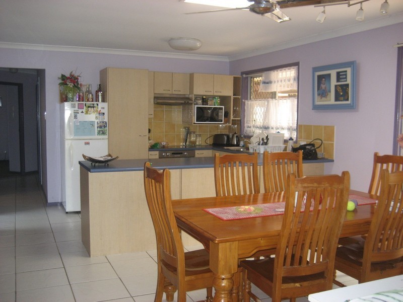 4 Ngungun Close, Loganholme QLD 4129