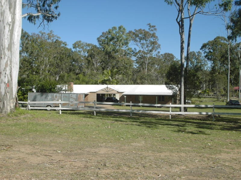 389-401  Teviot Rd, North Maclean QLD 4280