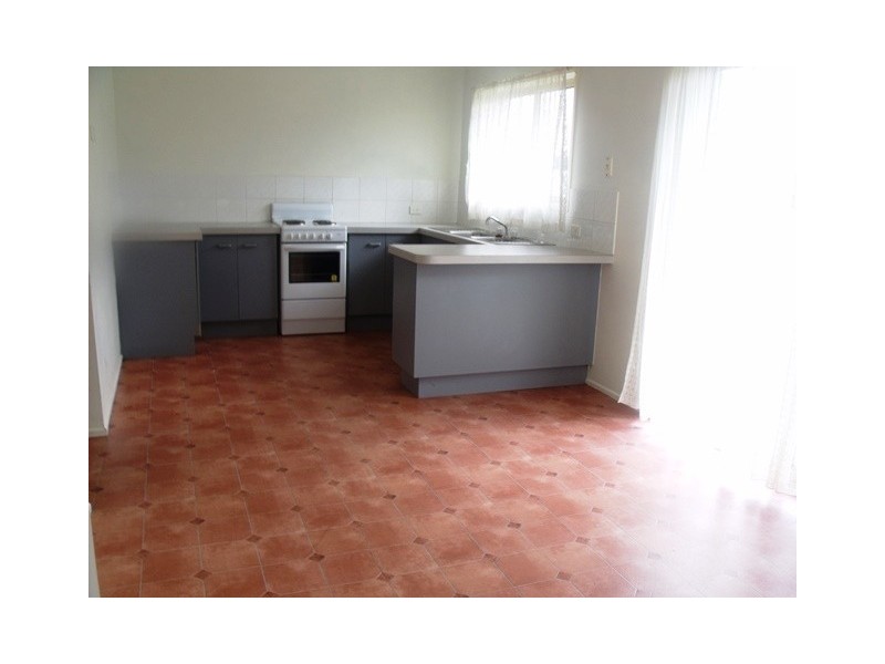 11 Barcrest Street, Crestmead QLD 4132