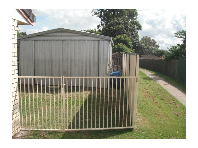 24 Algol St, Regents Park QLD 4118