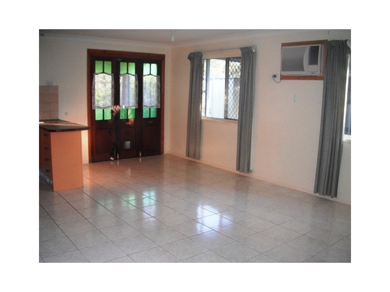 2 Campden St, Browns Plains QLD 4118