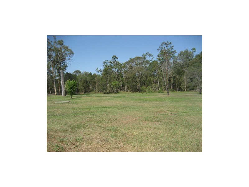 1 McLeod Road, Park Ridge QLD 4125