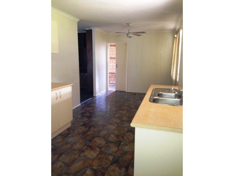 11 Zorina St, Browns Plains QLD 4118