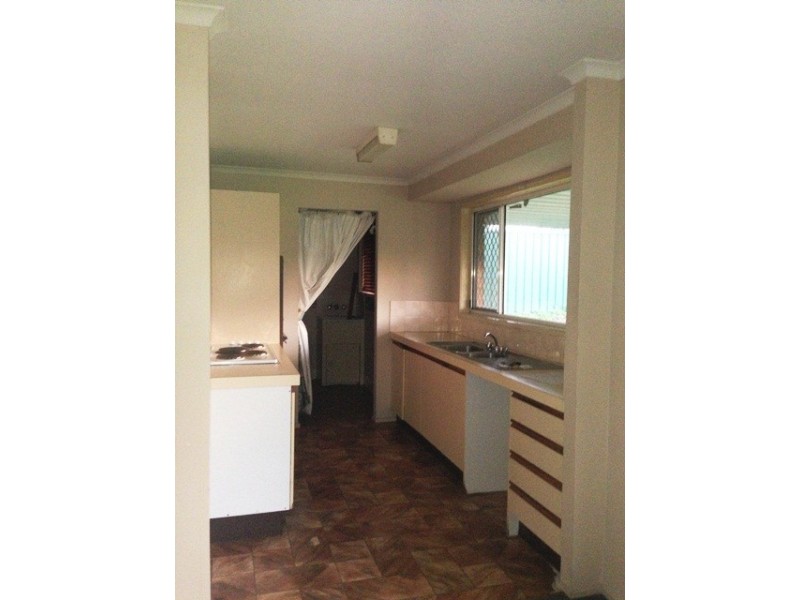 10 Hughes St, Browns Plains QLD 4118