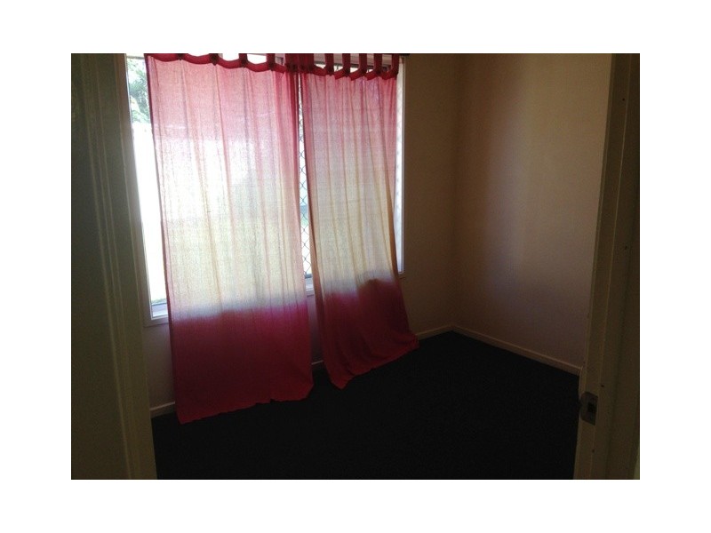 31 Bywater Street, Hillcrest QLD 4118