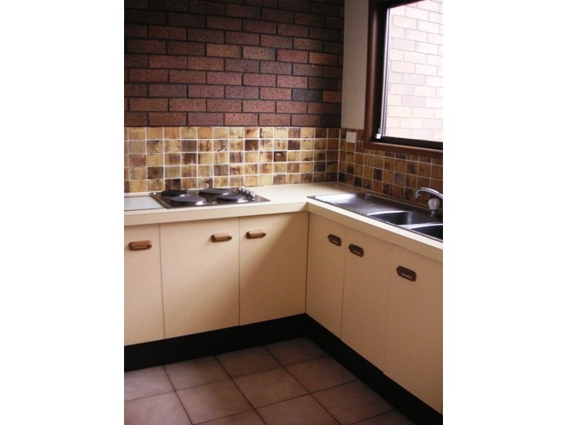 13 / 2 College Street, Loganlea QLD 4131