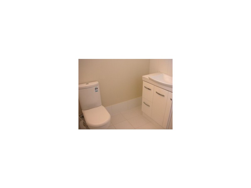 4/5 Delanty Court, Edens Landing QLD 4207