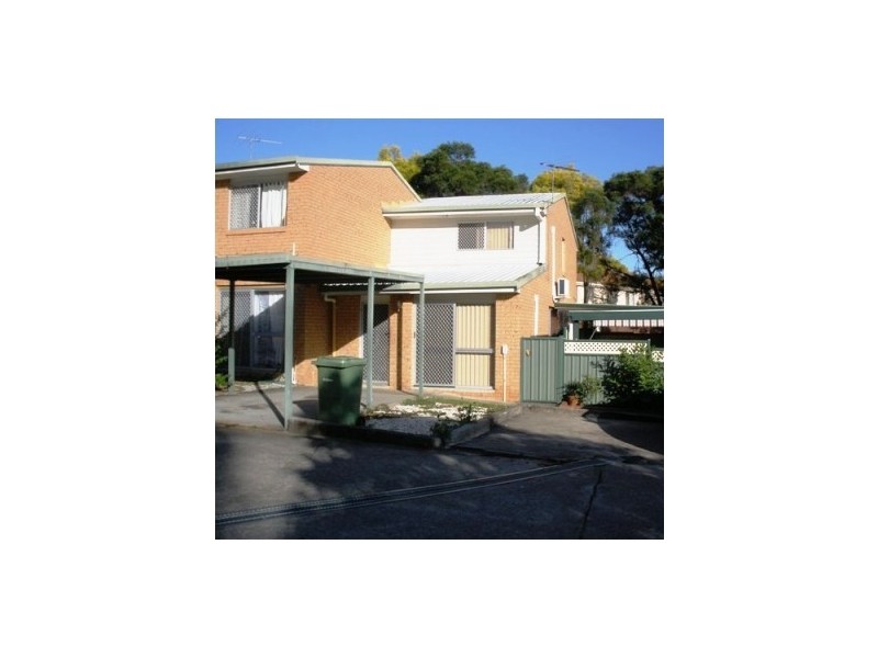 36/18  Defiance Road, Logan Central QLD 4114