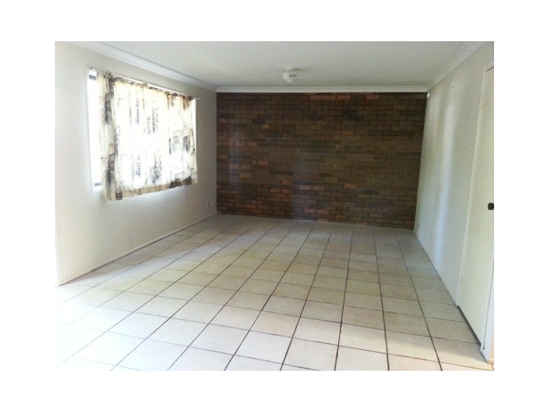 9/2 College Street, Loganlea QLD 4131