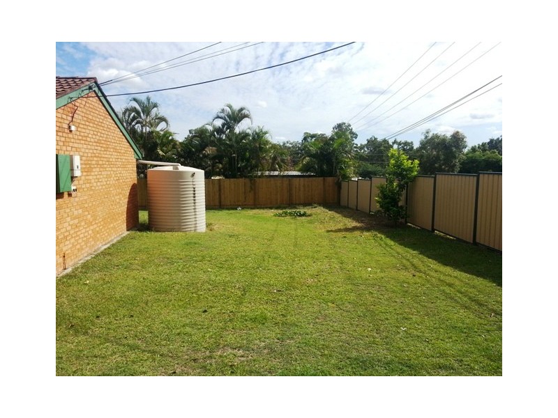 1 Tulong Street, Crestmead QLD 4132