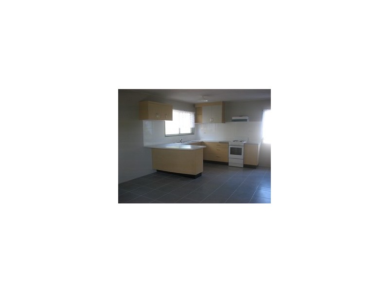 14 Sandra Street, Kingston QLD 4114