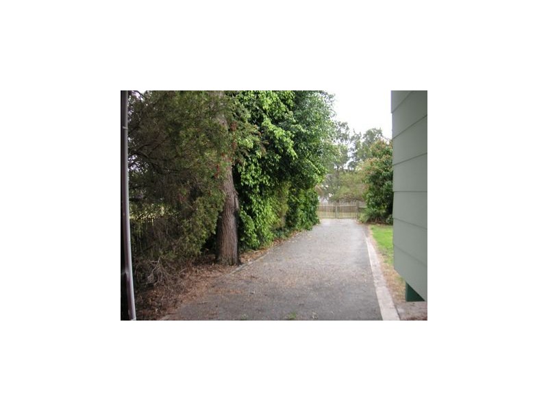 180 Jacaranda Ave, Logan Central QLD 4114