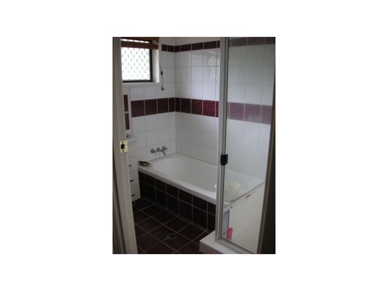 180 Jacaranda Ave, Logan Central QLD 4114