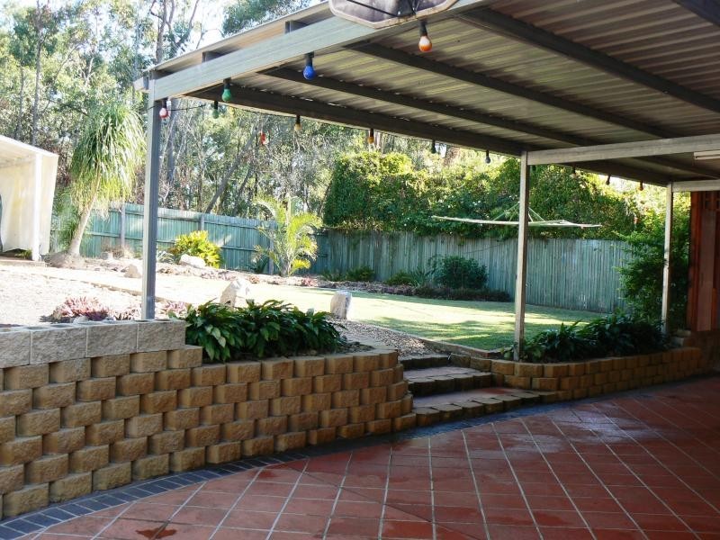 11 Windsong Court, Hillcrest QLD 4118