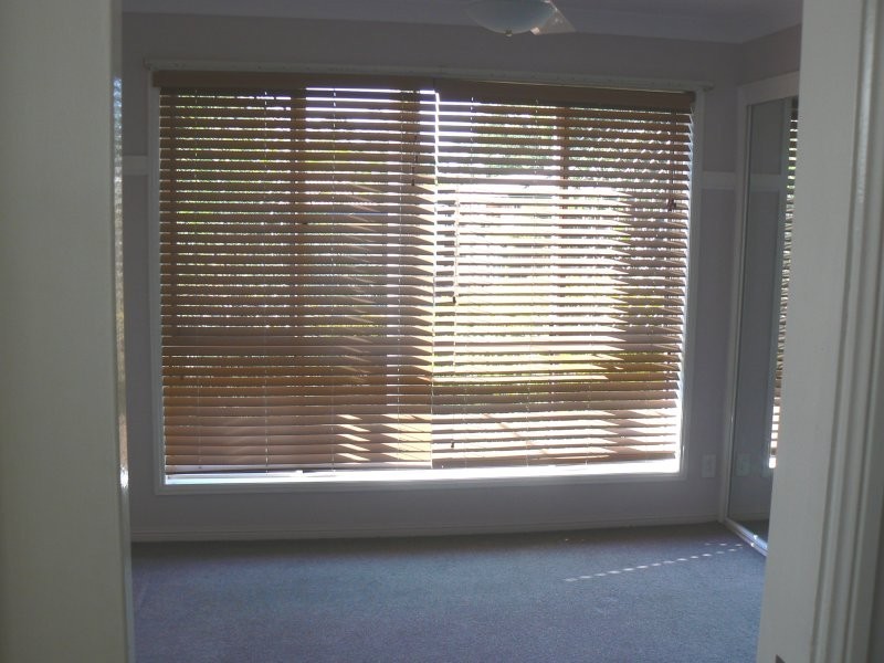 11 Windsong Court, Hillcrest QLD 4118