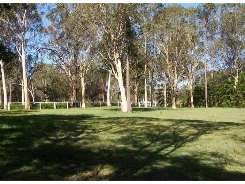 421 – 427 Chambers Flat Rd, Park Ridge QLD 4125