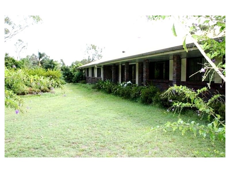 421 – 427 Chambers Flat Rd, Park Ridge QLD 4125