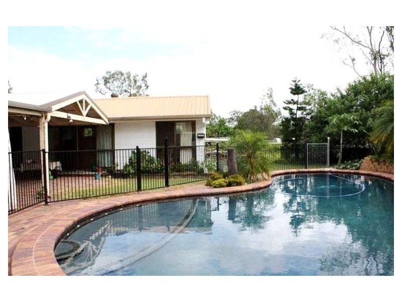 421 – 427 Chambers Flat Rd, Park Ridge QLD 4125
