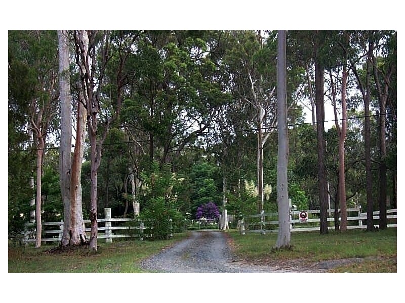 421 – 427 Chambers Flat Rd, Park Ridge QLD 4125