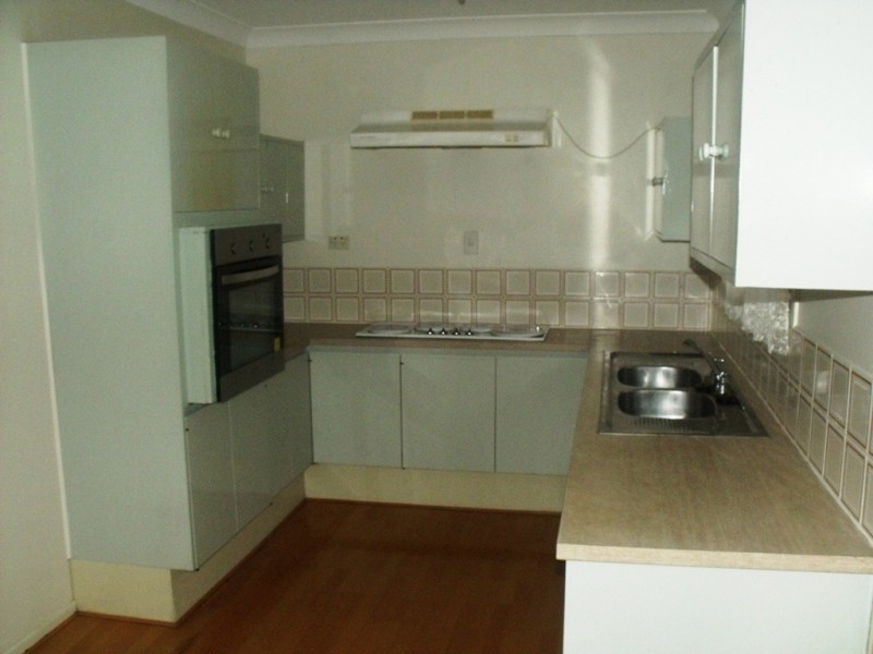 25 Limerick Dr, Crestmead QLD 4132