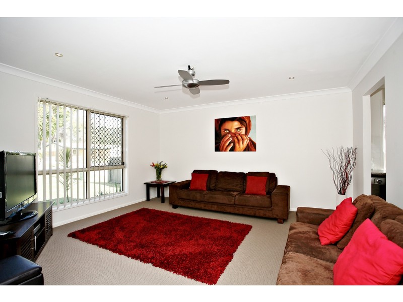 33a Mark Lane, Waterford West QLD 4133