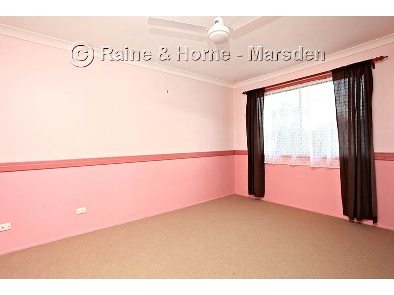 56 Forestwood St, Crestmead QLD 4132