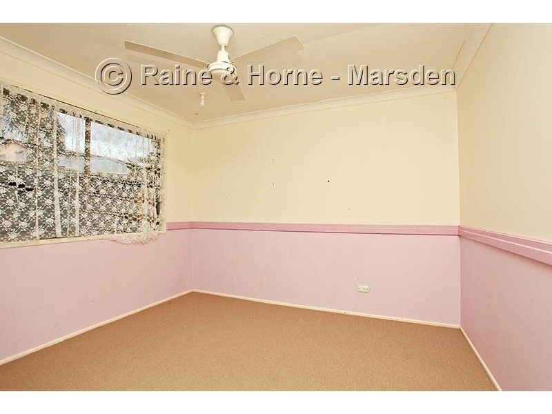 56 Forestwood St, Crestmead QLD 4132