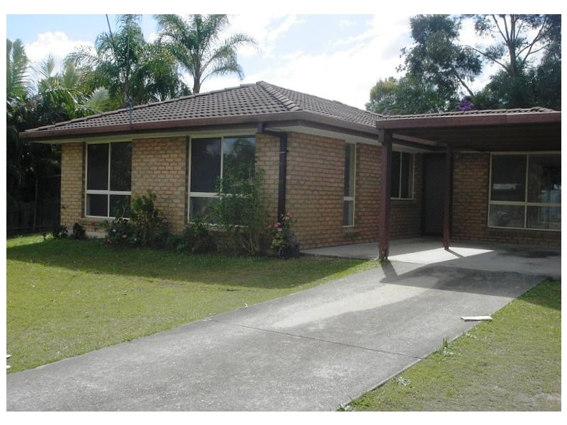 4 Callide Court, Marsden QLD 4132