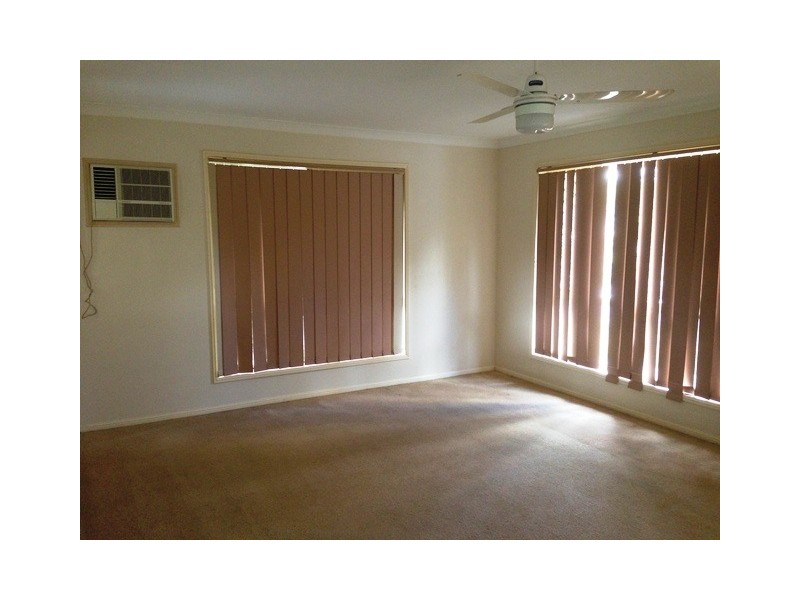 1 Murrumbidgee Street, Hillcrest QLD 4118