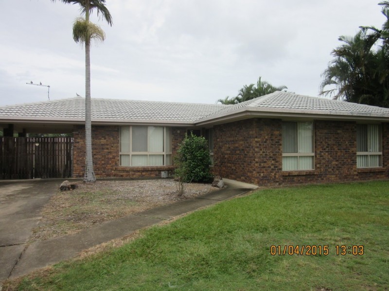 4 Westwood Dr, Hillcrest QLD 4118