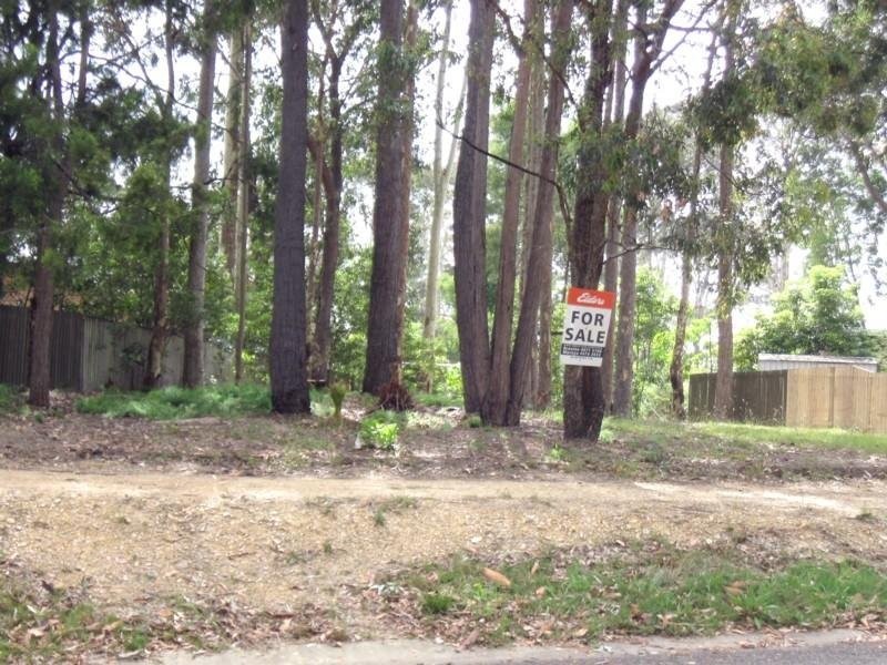 8 Annetts Parade, Mossy Point NSW 2537