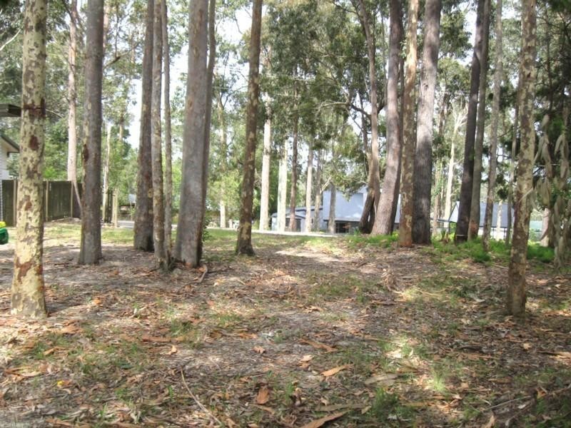8 Annetts Parade, Mossy Point NSW 2537