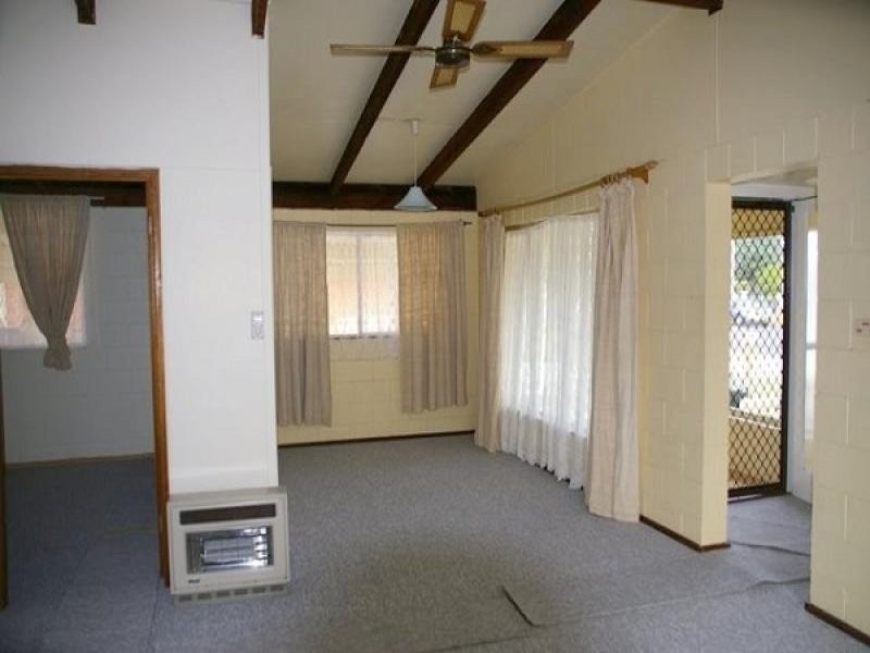 40 Ainslie Parade, Tomakin NSW 2537