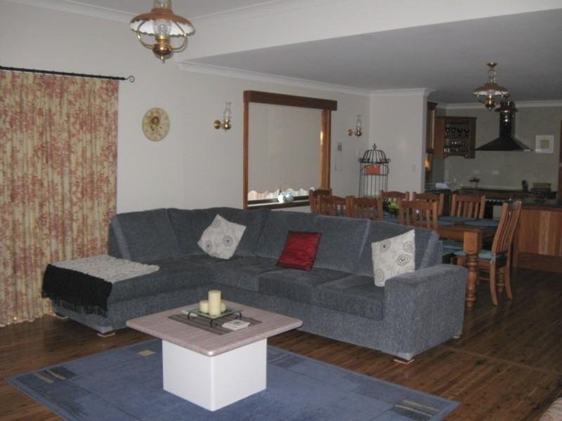 32 Elizabeth Drive, Broulee NSW 2537