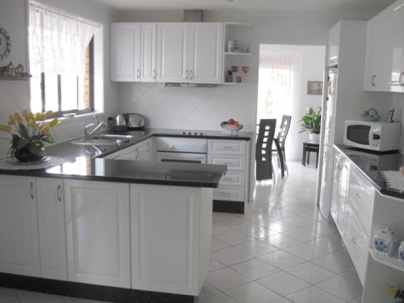 2a Barbara Crescent, Denhams Beach NSW 2536