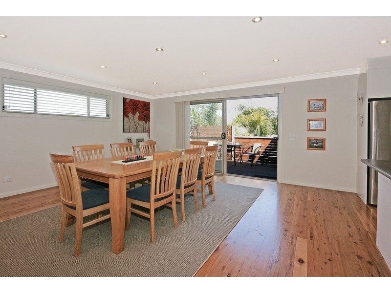 8 Clarke Street, Broulee NSW 2537