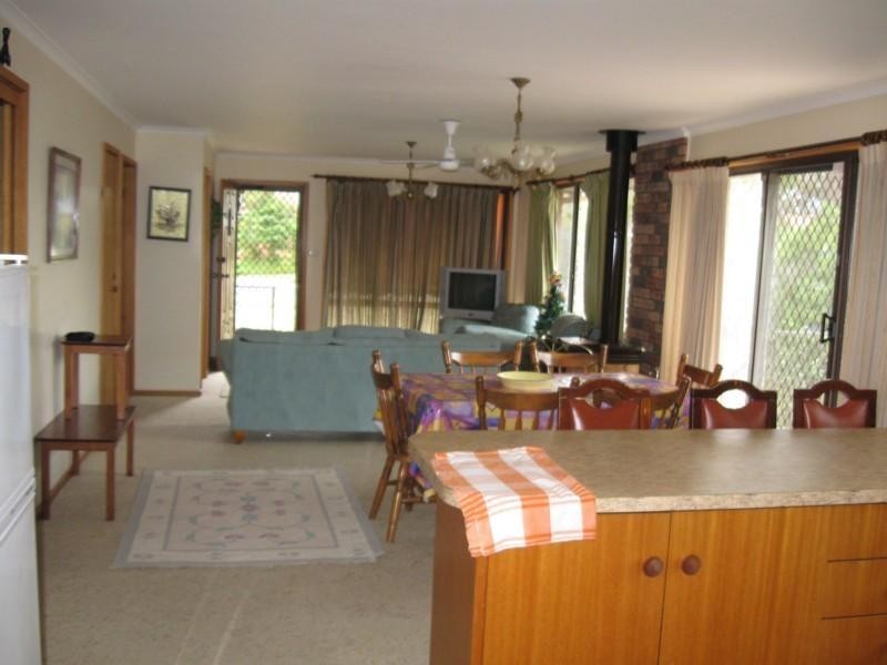 48 Grant Street, Broulee NSW 2537